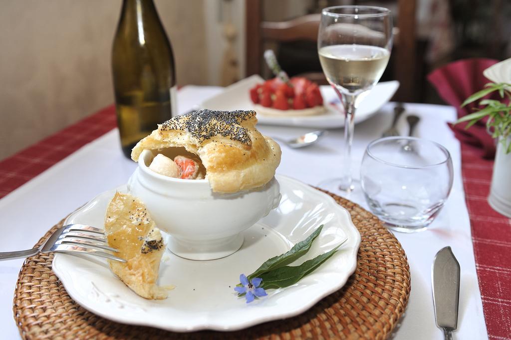 Logis Hotel Restaurant Le Vieux Fusil Soings-en-Sologne Buitenkant foto