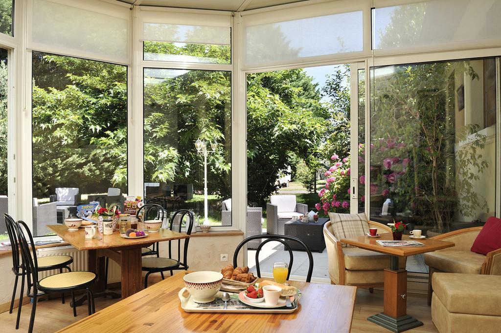 Logis Hotel Restaurant Le Vieux Fusil Soings-en-Sologne Buitenkant foto