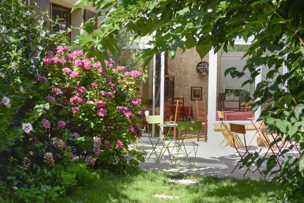 Logis Hotel Restaurant Le Vieux Fusil Soings-en-Sologne Buitenkant foto